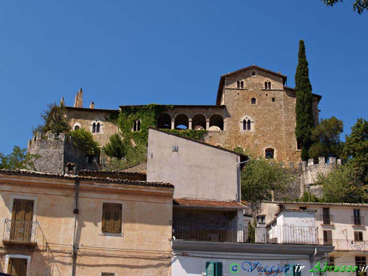 05_P8059478+.jpg - 05_P8059478+.jpg - Il castello medievale (XIV sec.).