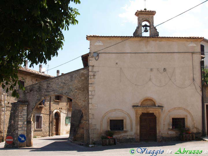 22_P8059469+.jpg - 22_P8059469+.jpg - La chiesa di S. Rocco (XI sec.).