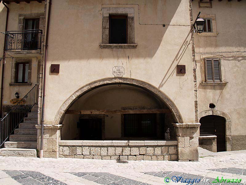 22-P6015667+.jpg - 22-P6015667+.jpg - Largo del Macello.