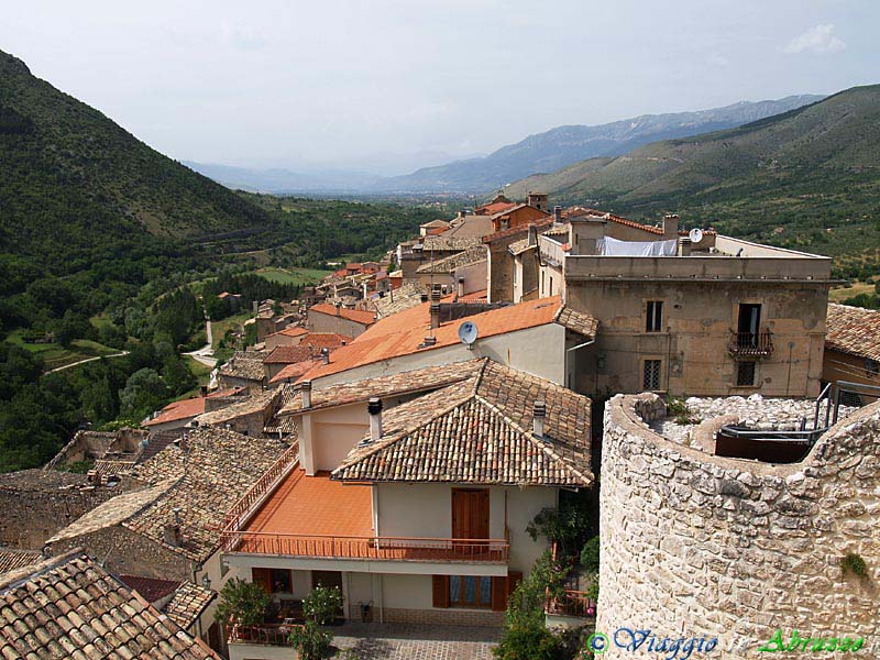 11_P6015840+.jpg - 11_P6015840+.jpg - Panorama del borgo e del territorio circostante.