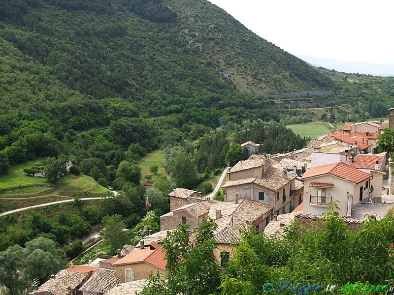17_P6015876+.jpg - 17_P6015876+.jpg - Panorama dal borgo.