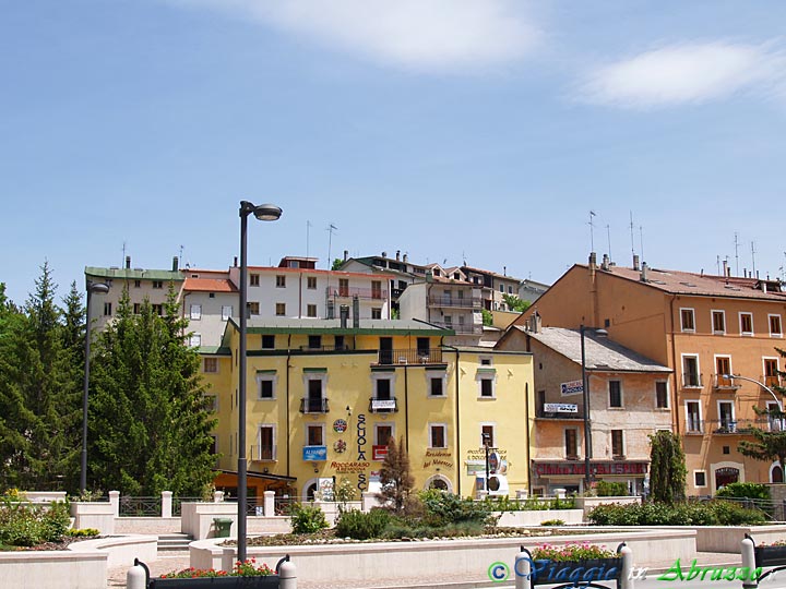 08-P6015777+.jpg