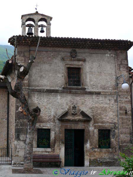 04-P1030124+.jpg - 04-P1030124+.jpg - La chiesa di S. Maria di Costantinopoli  (14° sec.).