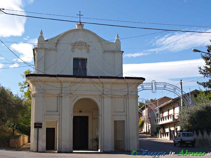 11-PA032479+.jpg - 11-PA032479+.jpg - La chiesa della Madonna delle Grazie.