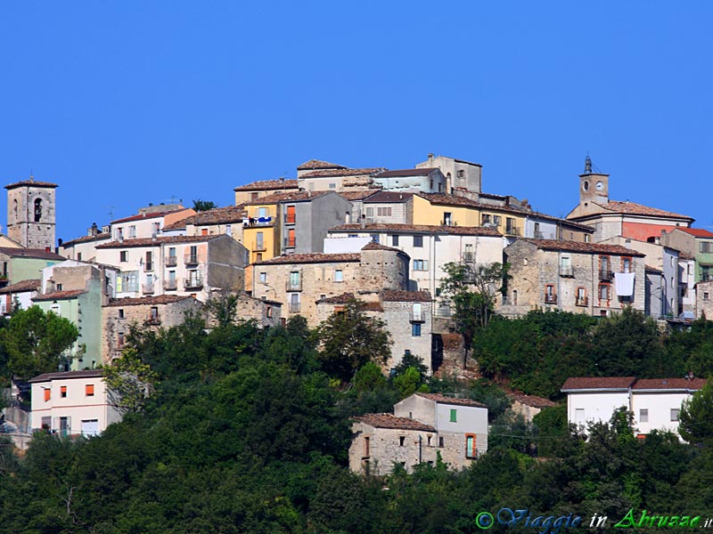 06-IMG_3605+.jpg - 06-IMG_3605+.jpg - Panorama del borgo.