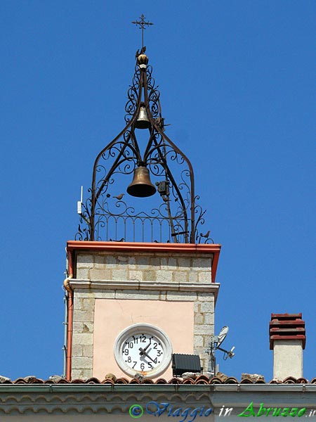 10-P1280639+.jpg - 10-P1280639+.jpg - La torre dell'orologio.