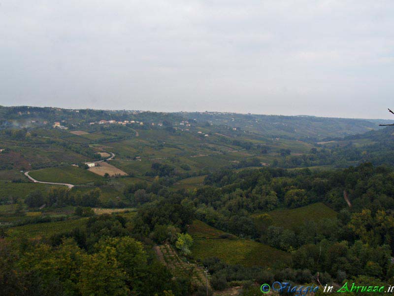 08-PA133188+.jpg - 08-PA133188+.jpg - Panorama dal borgo.