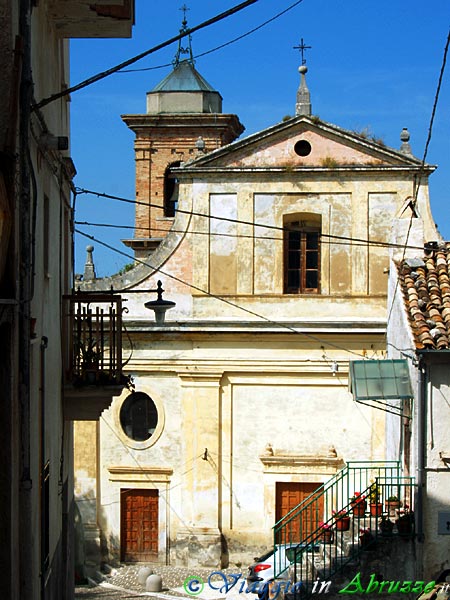 05-P8229559+.jpg - 05-P8229559+.jpg - La chiesa di S. Giovanni.