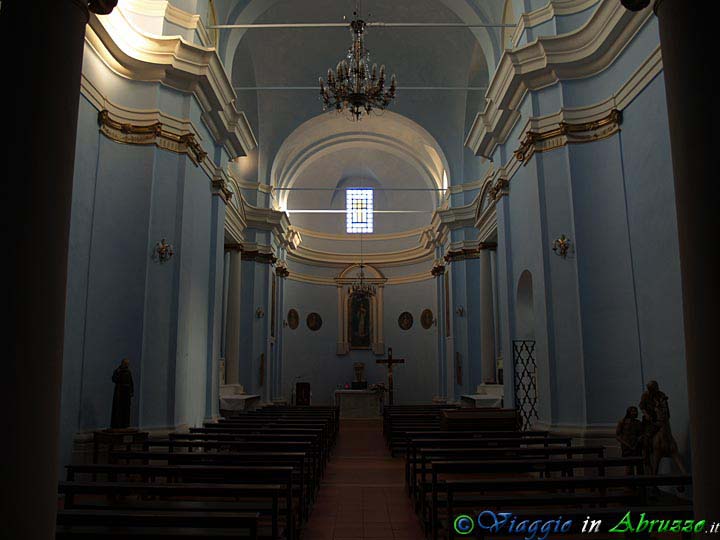 07-P4084052+.jpg - 07-P4084052+.jpg - La chiesa parrocchiale.