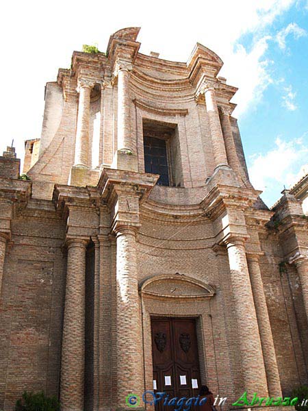 07-P4124217+.jpg - 07-P4124217+.jpg - La chiesa dell'Annunziata.