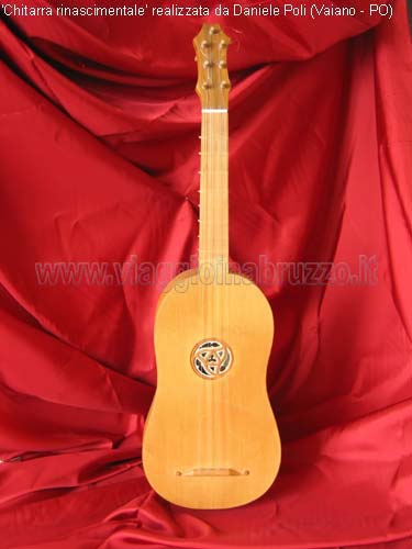 009.jpg - 009.jpg - STRUMENTI A CORDA (STRING INSTRUMENTS): Chitarra Rinascimentale.