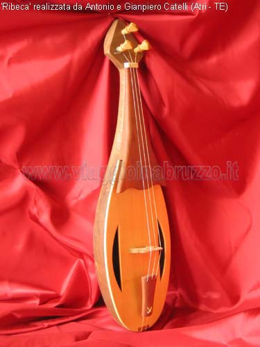019.jpg - 019.jpg - STRUMENTI A CORDA (STRING INSTRUMENTS): Ribeca.
