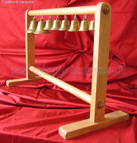 042.jpg - 042.jpg - STRUMENTI A PERCUSSIONE (PERCUSSION INSTRUMENTS): Carillon di campane.