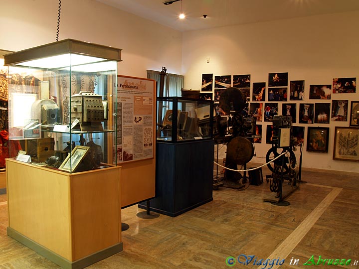 15-PC250408+.jpg - 15-PC250408+.jpg - Sezione "Fotografia e Cinema".