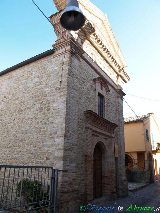 14-P1011063+.jpg - 14-P1011063+.jpg - L'ex chiesa di S. Spirito, oggi adibita a teatro.