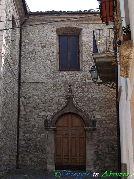 04-P4013435+.jpg - 04-P4013435+.jpg - La chiesa di S. Massimo.