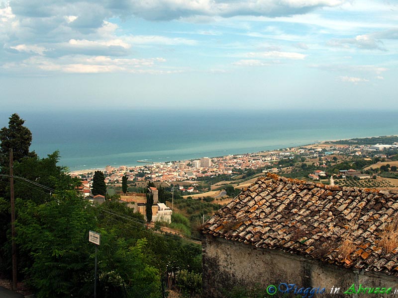 26-P8035937+.jpg - 26-P8035937+.jpg - Panorama da Montepagano.
